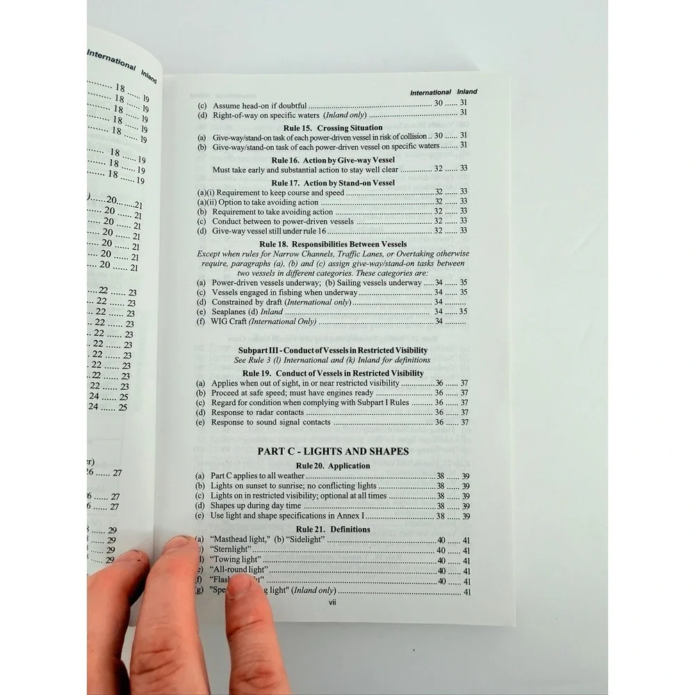 U.S. Coast Guard Navigation Rules International-Inland Revised 2010 (Paperback)